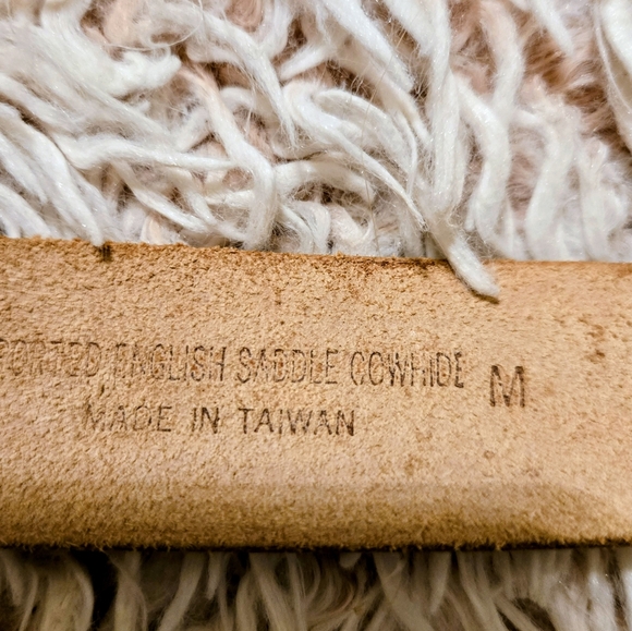 🤎VTG Tooled Leather ESPRIT Belt - Picture 5 of 8